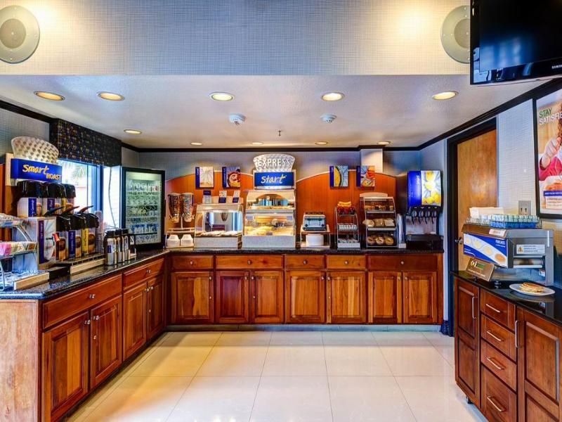 Holiday Inn Express San Diego - Rancho Bernardo, An Ihg Hotel ภายนอก รูปภาพ