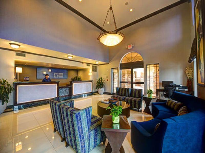 Holiday Inn Express San Diego - Rancho Bernardo, An Ihg Hotel ภายนอก รูปภาพ