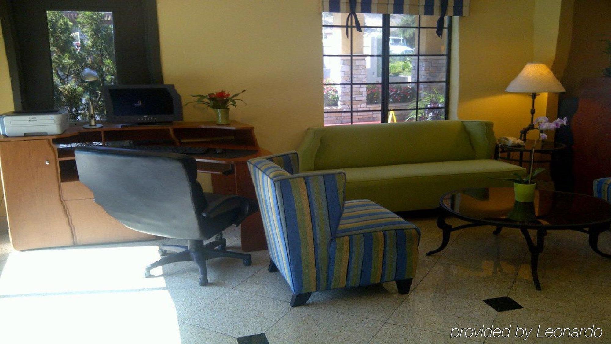 Holiday Inn Express San Diego - Rancho Bernardo, An Ihg Hotel ภายนอก รูปภาพ